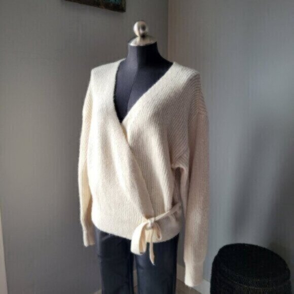 Esqualo Wrap Around Knit Cardigan Sweater Sz Large NWT - Picture 3 of 11